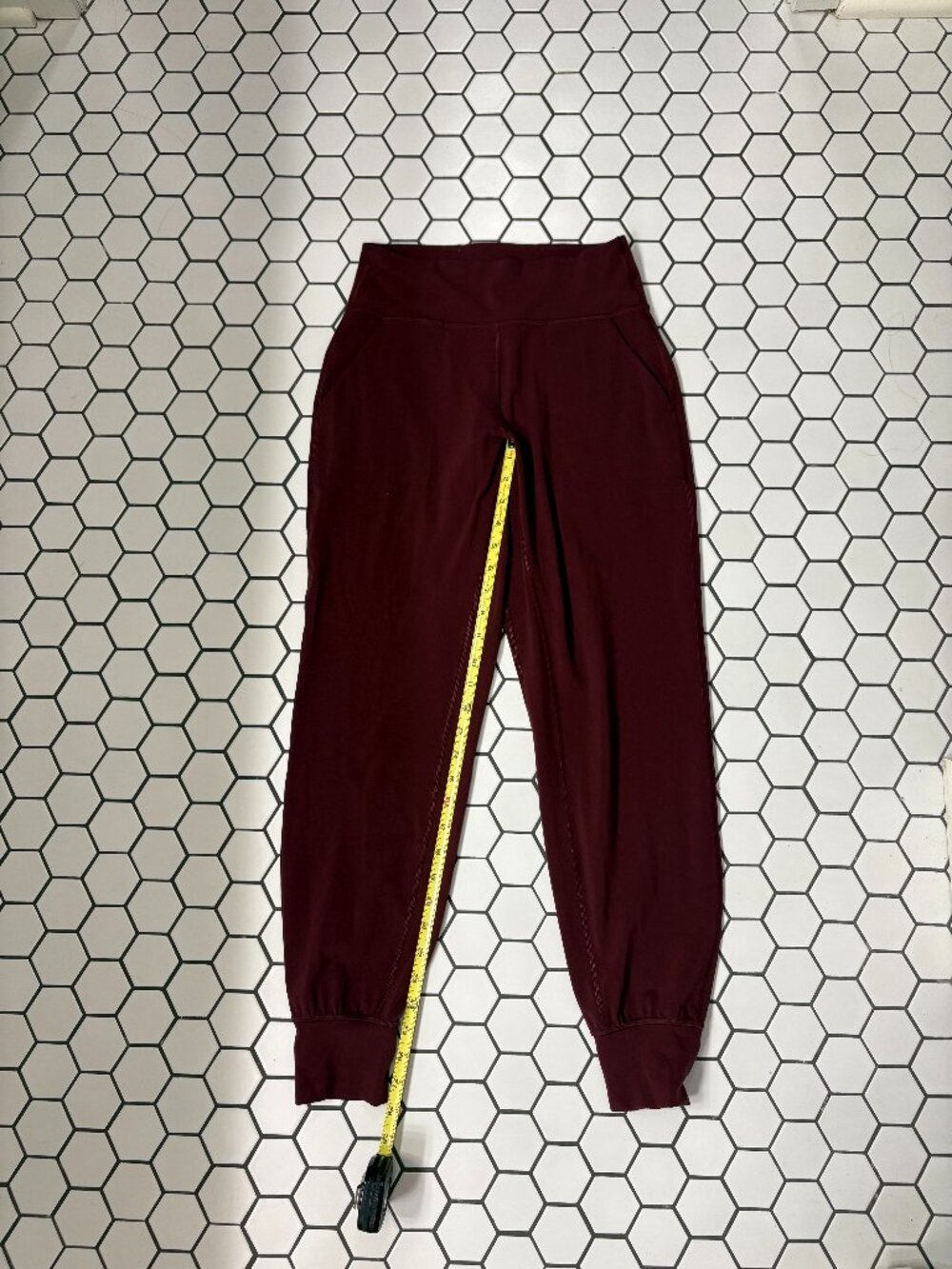 Lululemon Align Joggers 28" Red Merlot Womens Size 6 Nulu